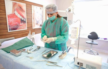 Zahnklinik-Slubice-Implantologie